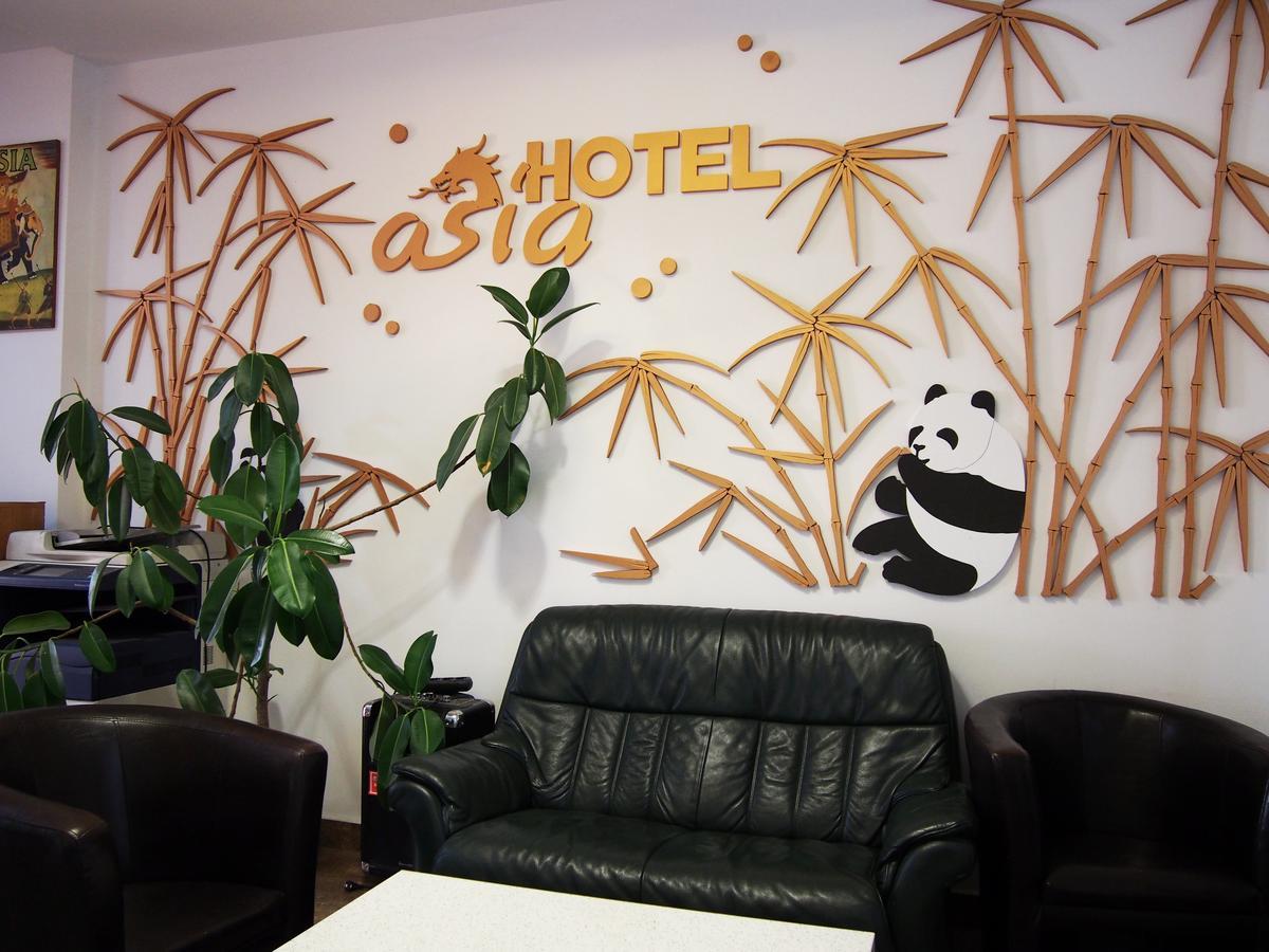 Asia Hotel Târgu Jiu Dış mekan fotoğraf